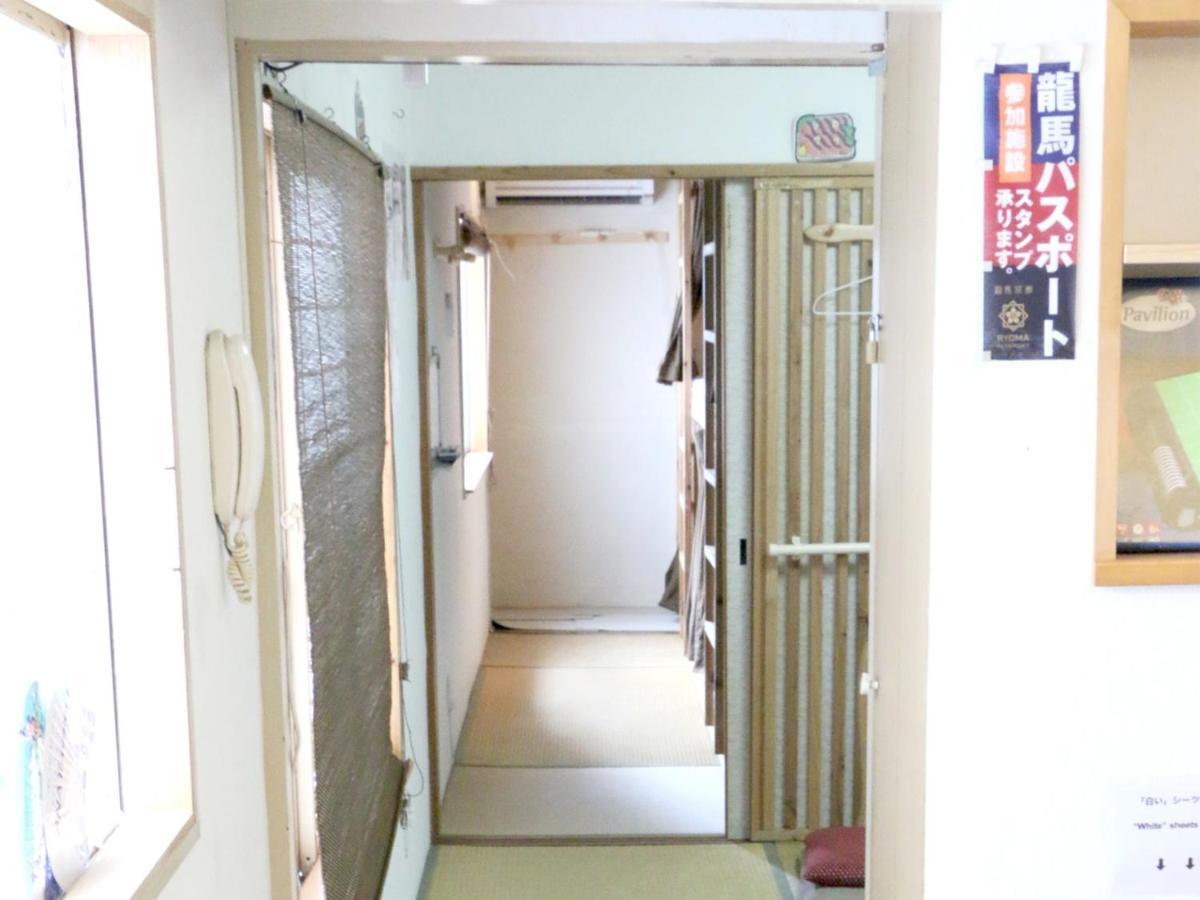 Harimayabashi Pensión Kōchi Exterior foto